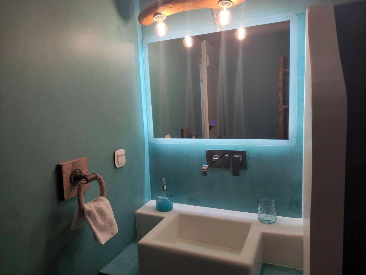Apanemo Beach House Agios Nikolaos Kímolos エクステリア 写真