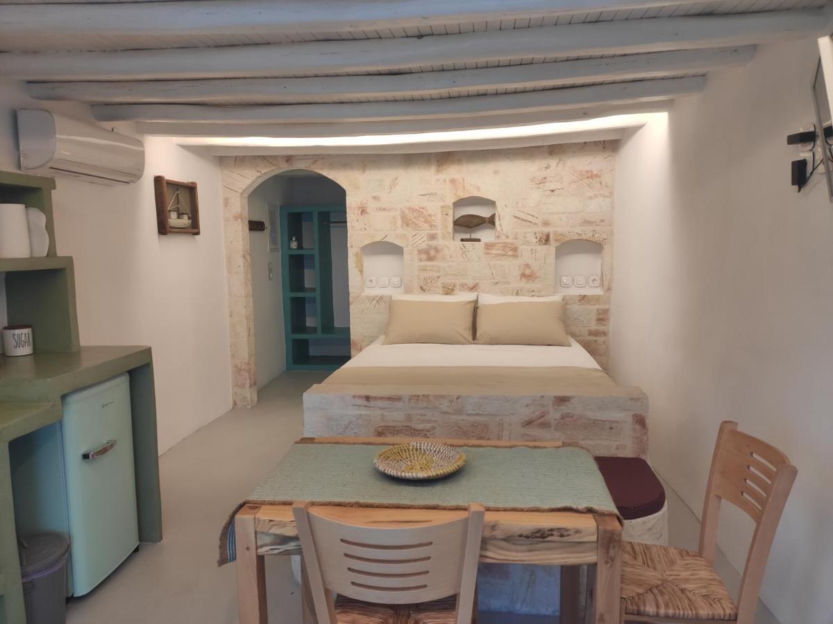 Apanemo Beach House Agios Nikolaos Kímolos エクステリア 写真