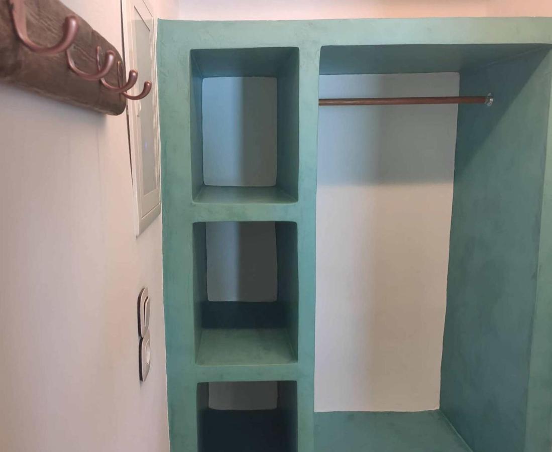 Apanemo Beach House Agios Nikolaos Kímolos エクステリア 写真